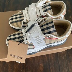 Kid's Union Strap Vintage Check Low Top Trainer Euro 33